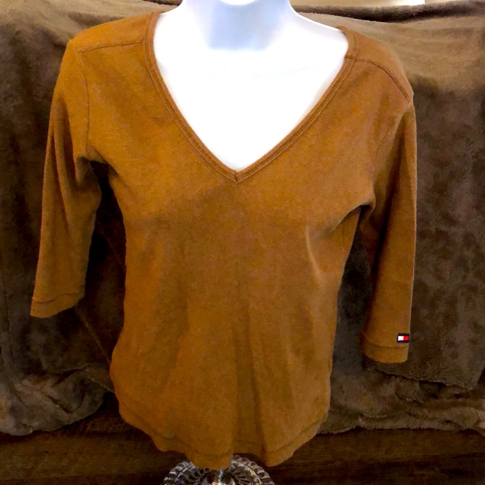 Vintage ✨ Tommy Hilfiger brown ribbed tee